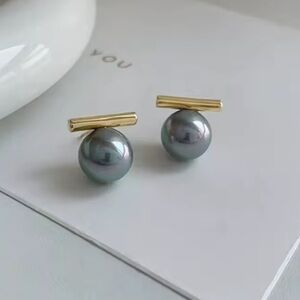 Gray Gold Elegant Earrings